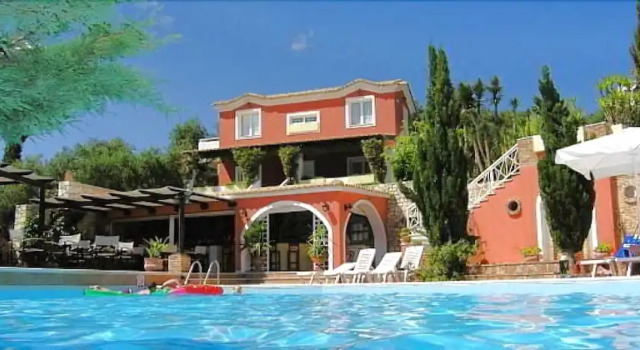 Agnanti Holiday Club