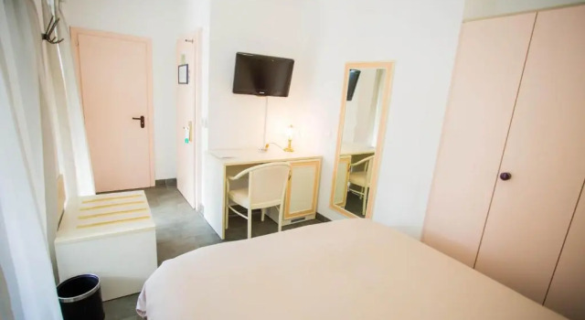 Двухместный номер Standard Hôtel du Port