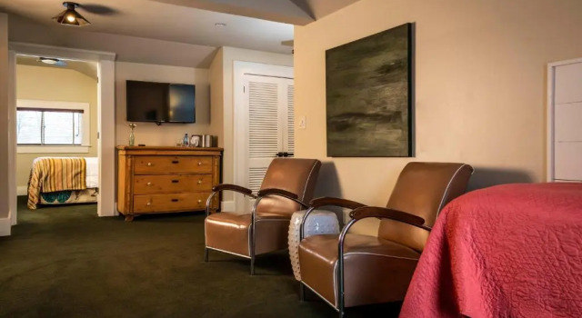 Семейный номер Standard с балконом Hotel Broad Ripple