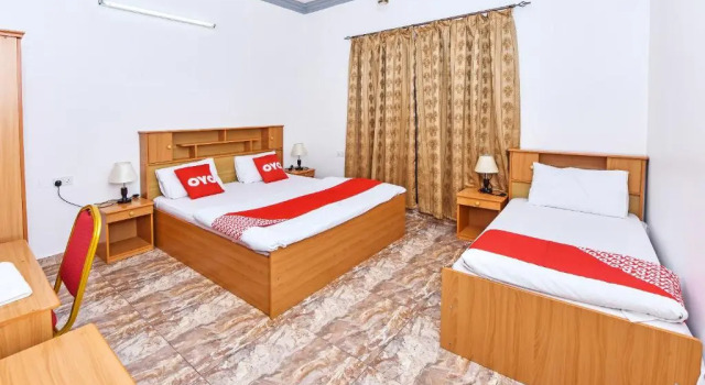 Трёхместный номер Standard OYO 139 Al Ghadeer Hotel Apartments