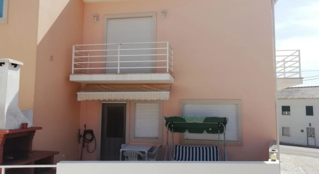Salmon Villa near São Martinho do Porto, Rezervovat Vila Hotely v Oeste s parkováním, Parkování