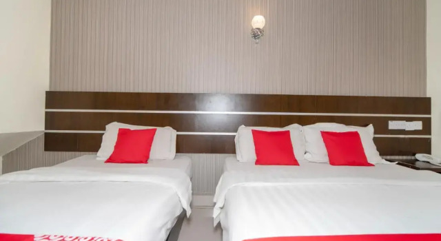 Трёхместный люкс Hotel O Stay Inn