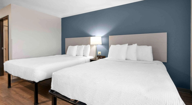 Четырёхместный люкс Extended Stay America Select Suites - Louisville - Airport