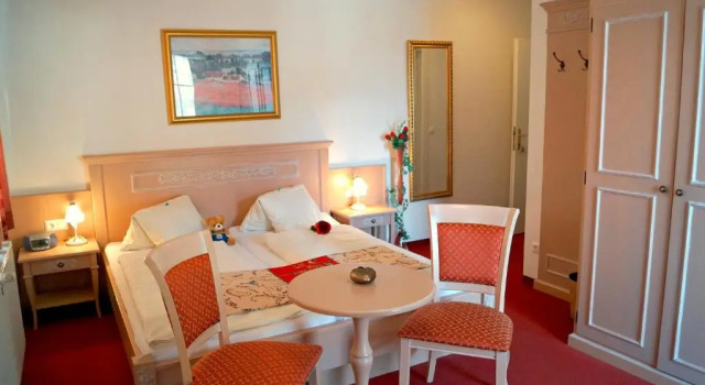 Семейный номер Standard с балконом Hotel Sonnenhügel