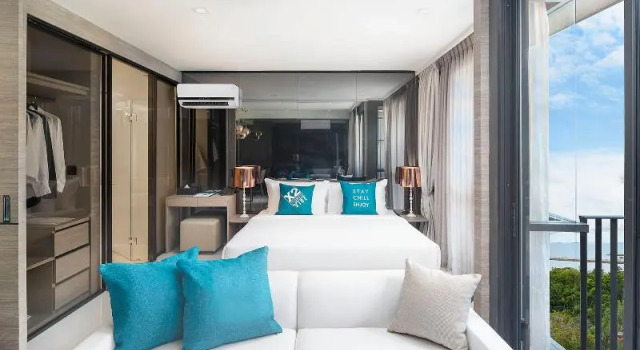 Двухместный номер Standard c 1 комнатой с балконом и с видом на море Seaphere Pattaya Hotel by Elite Suites