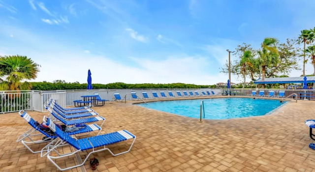 Апартаменты Sunset Suite - Private Balcony Gym Pool