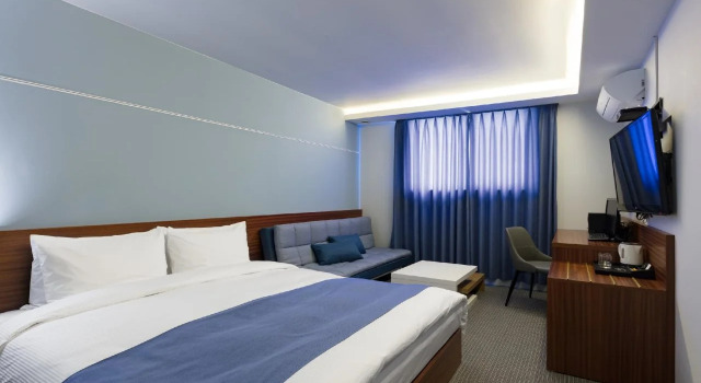 Ark Blue Hotel
