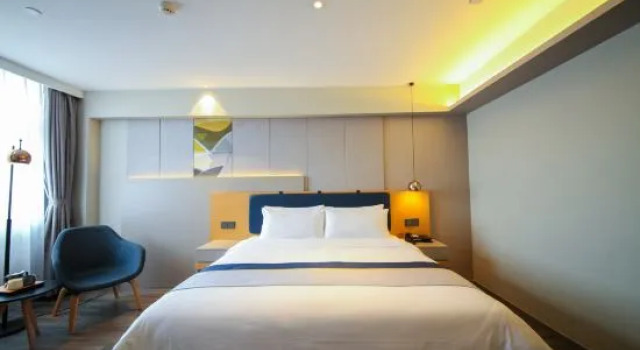 Люкс Homeinn Selected Hotel (Jinan Gaoxin East District Suncun Kechuang Road)