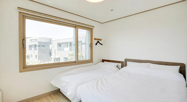 Villa Merci Jeju, Забронировать Вилла Отели Согвипхо с парковкой, Парковка