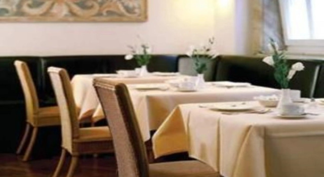 Hotel Ottheinrich, Забронировать Отель Вайнхайм 