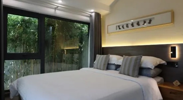 Люкс Classic East Garden Boutique Hotel