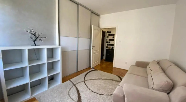 Апартаменты FAMILY CORNER-2bedroom apartment with free parking