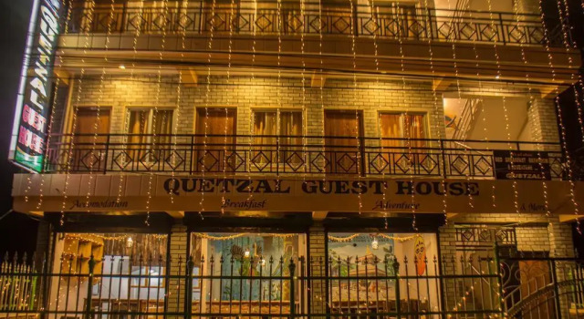 Quetzel Guest House, Забронировать Гостевой дом Покхара провинция Гандаки-Прадеш