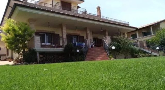 B&B Villa Sole, Varaa Bed and Breakfast Hotellit Abruzzo aamiaisella, Aamiainen