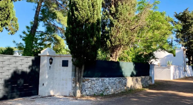 Il Saraceno B&B, Rezervați Hotel Hoteluri în Carovigno cu parcare, Parcare