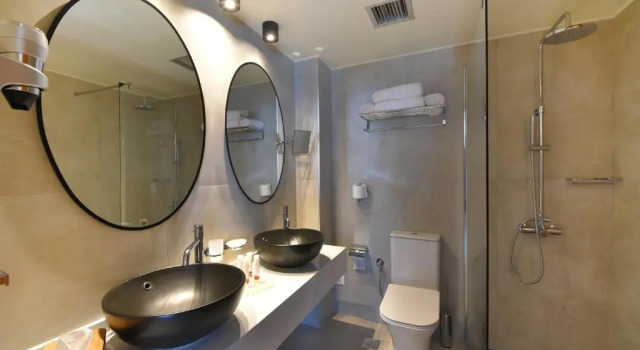 Полулюкс Hotel Hermes