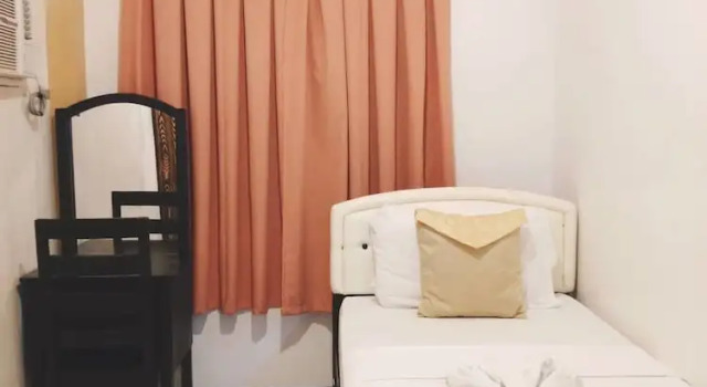 Standard Single quarto Amax Inn Cebu