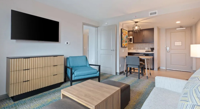Двухместный люкс для гостей с ограниченными возможностями Homewood Suites by Hilton St Augustine San Sebastian
