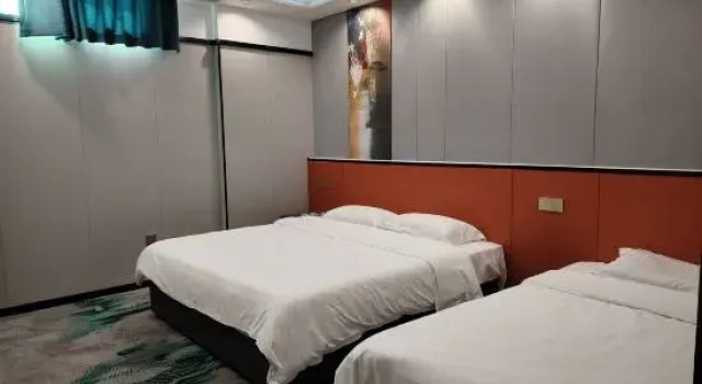 Люкс Shishi Laiya Fortune Hotel (Quanzhou South Railway Station)