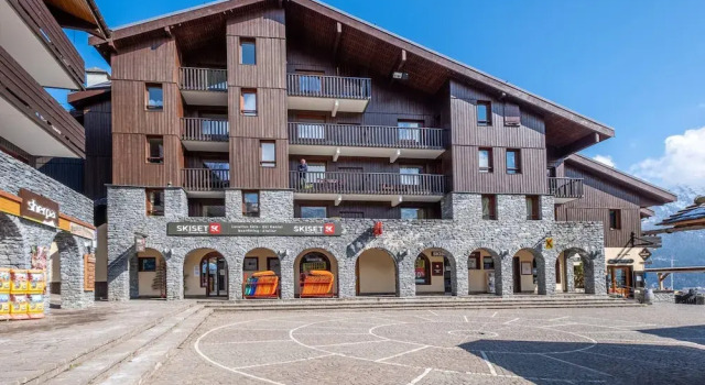 Studio in France With Ski Slope Access