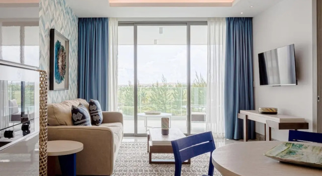 Апартаменты с 2 комнатами с видом на озеро ll Lago at Juanillo Beach