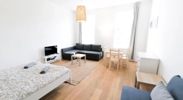 Vienna Living Apartments - Lerchenfeldergürtel, Prenota Appartamento Vienna Austria, vicino a Alserstraße Metro Stop