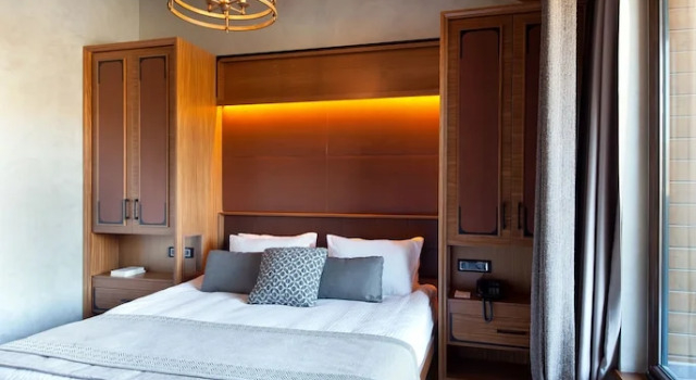 Полулюкс Magna Pivot Hotel - Boutique Class