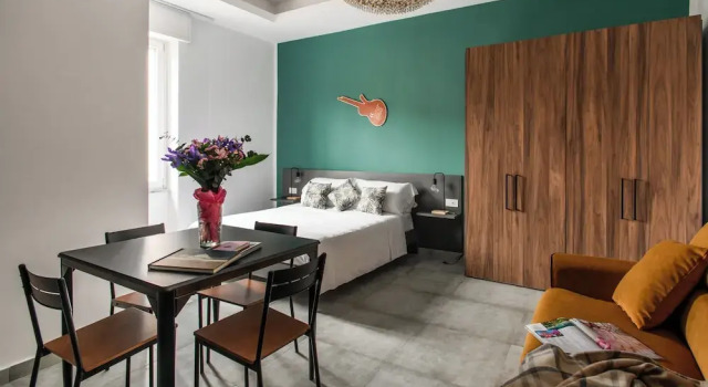 Номер Luxury Materdei Rooms - Napoli Centro, Camere con cucina vicino Metro e colazione inclusa