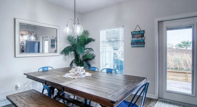 Gulf Vista Villa 5 Bedrooms 4 Bathrooms Home