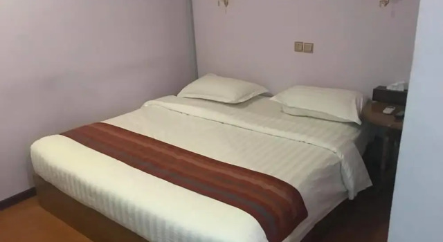Myint Motel, Boek Motel Nyaung-U Mandalay Region