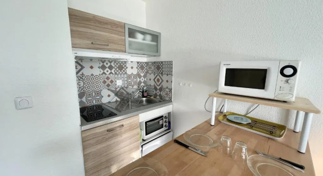 Студия 18 Residence Oustaou