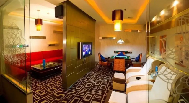 Dongguan Silver Holiday Hotel, Prenota Hotel Dalingshan Dongguan