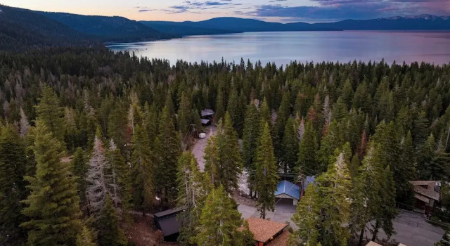Lake + Beach Access, Pool, Tennis Walk to Chambers Tahoe Timber by Avantstay