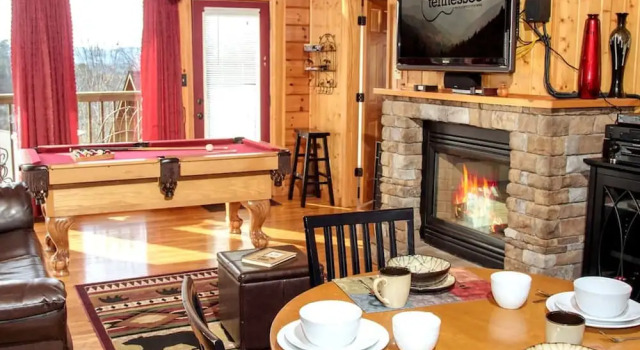 Апартаменты Views I Mins to Dollywood I Hot tub I Pool Table