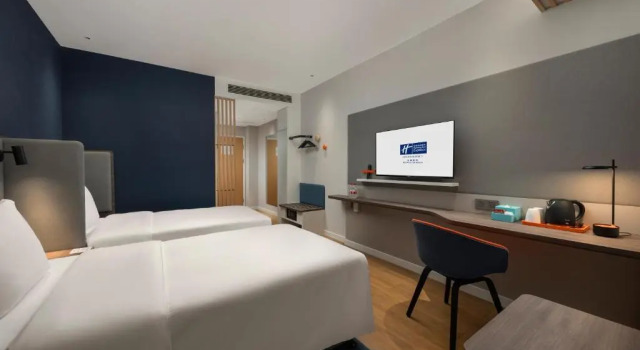 Номер Standard Holiday Inn Express Beihai Silver Beach by IHG
