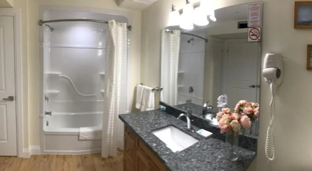 Люкс Muskoka Lakes Hotel and Resorts