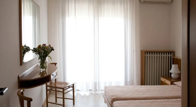 Апартаменты c 1 комнатой с видом на озеро Kristall Lago Residence