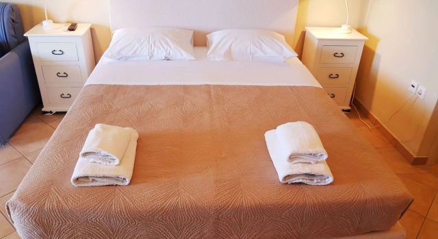 PLEIADES lUXURY APARTMENTS, Buchen Sie Ferienwohnung SPA-Hotels in Peloponnes, SPA