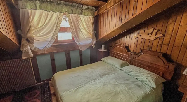 Апартаменты Renovated Mountain View Apartment