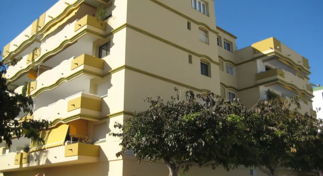 Gran apartamento en la costa, Забронировать Апартаменты/квартира Отели Бенальмадена с парковкой, рядом с Индуистский храм, Парковка