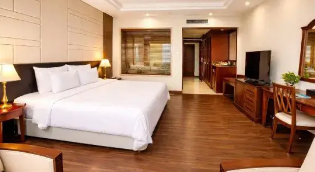 Номер Deluxe Sai Gon Ha Long Hotel