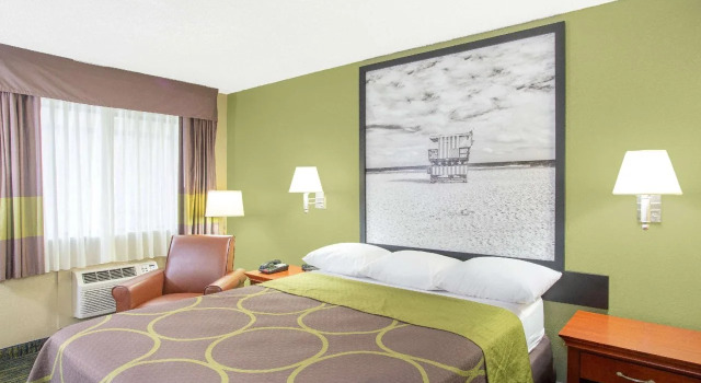 Super 8 by Wyndham Panama City, 预订 酒店 巴拿马城海滩 Panhandle Florida