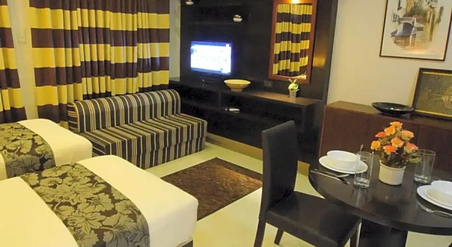 New Manila Suites, Book Hotel Hotels in Luzon with Breakfast, Breakfasts