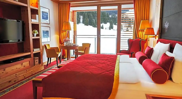 Номер Deluxe Kempinski Hotel Das Tirol