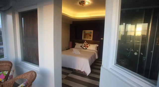 Четырёхместный номер Standard с балконом и с видом на океан Malibu OceanView Homestay