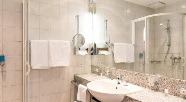 Двухместный семейный номер Standard Ringhotel Loews Merkur