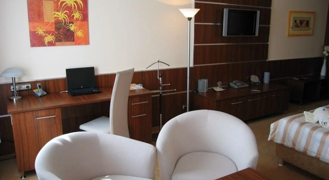 Hotel Medium