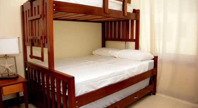 Апартаменты с 2 комнатами Beach Walkout Condo 112 3BR2BA Sleeps 8