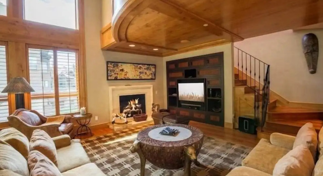 Номер Standard Northwoods Luxury Condo Close to Chairlift by RedAwning
