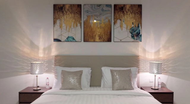 LUX The Creek Palace Residence Suite, Забронировать Отель «постель и завтрак» Отели Дубая с бассейном, Бассейн